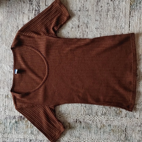 🍁2 for 20! Old Navy Ribbed Tee - Picture 1 of 6